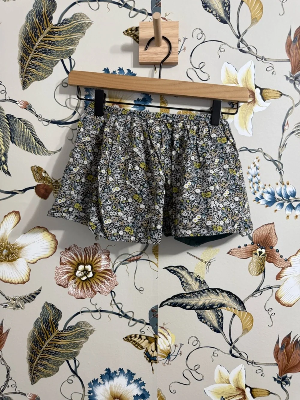 Bonpoint Floral Cute Girly Flowy Skirt Size 4